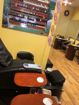 Pedicure station