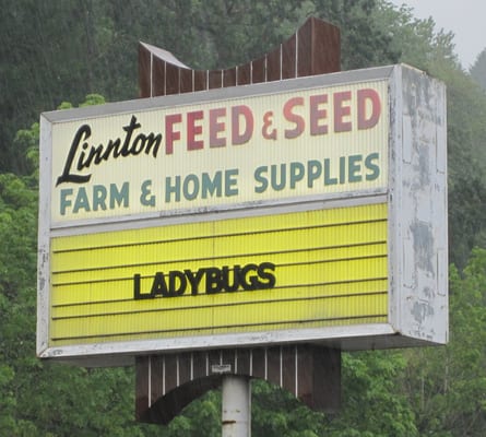 Linnton Feed & Seed