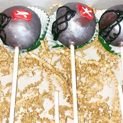 Buccaneers cake pops