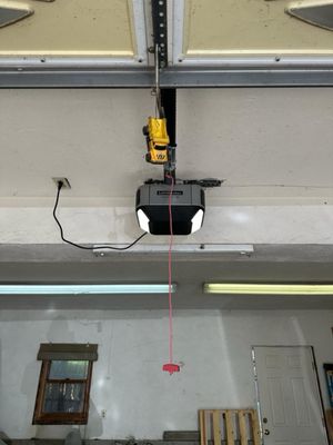 KSE garage door opener