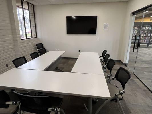 Large study room - view from inside