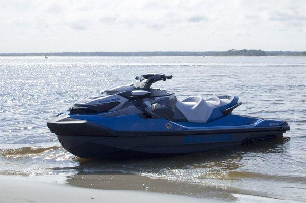 A 230 HP Supercharged Jet Ski on Bird Island