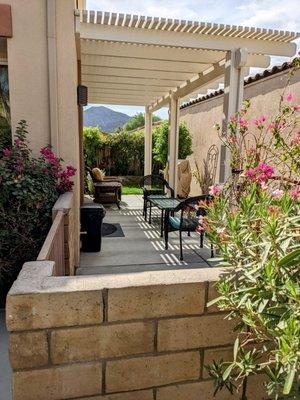 Coachella Valley Screens & Awnings