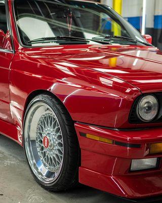 2 step paint correction and 5 year ceramic completed on this 1988 e30 M3