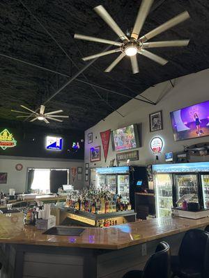 Picture of the bar.