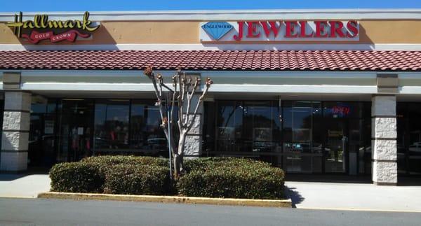 Englewood Jewelers store front at Merchants Crossing, (next to Publix)1500 Placida Rd. D3, Englewood, FL