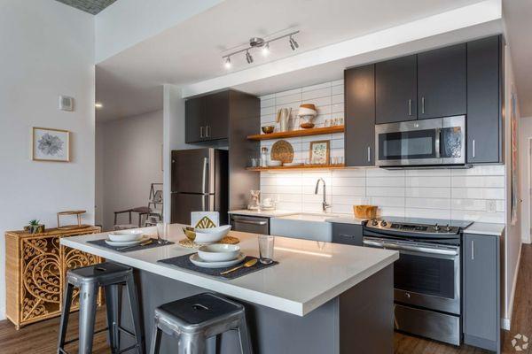 Kitchen with floating island