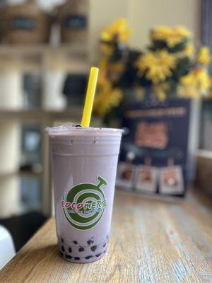 Taro milk tea with tapioca