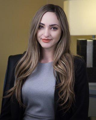 Associate Attorney Suzanna Papazyan