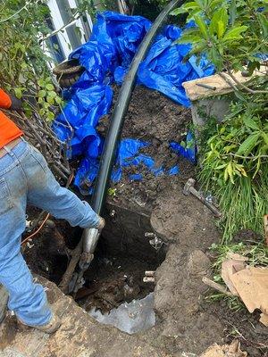 Pipe-bursting with trenchless technology