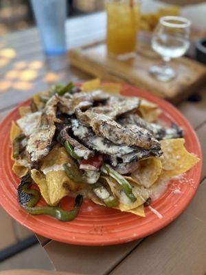 Fajita nachos. Steak & chicken