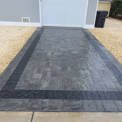 Driveway Beach Haven using Cambridge Onyx Natural 3 piece.