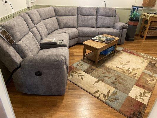 Six piece dove gray sectional with power