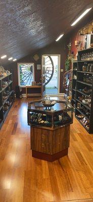 Popp's Apothecary and Oddities