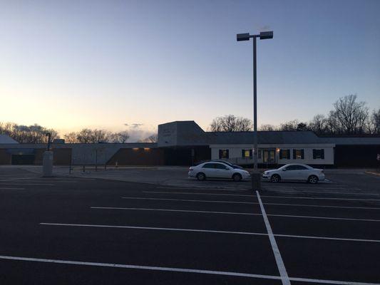 This H&R Block is located in a seasonal location open only during tax season. It's in this trailer on the Naval Academy campus. Good people.