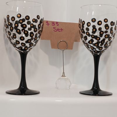 dotted wine glasses by Shelly