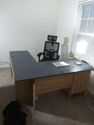 Desk w/ chair