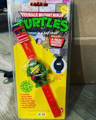 1989 TMNT watch!!! So cool!