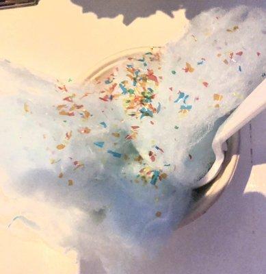 Cotton candy ice cream sundae with edible rainbow sprinkles - by Shock Ice Cream