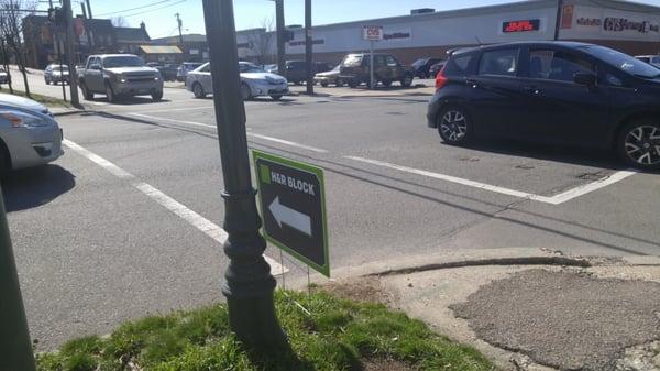 Signs placed in public space in violation of Richmond City Code 19-22.