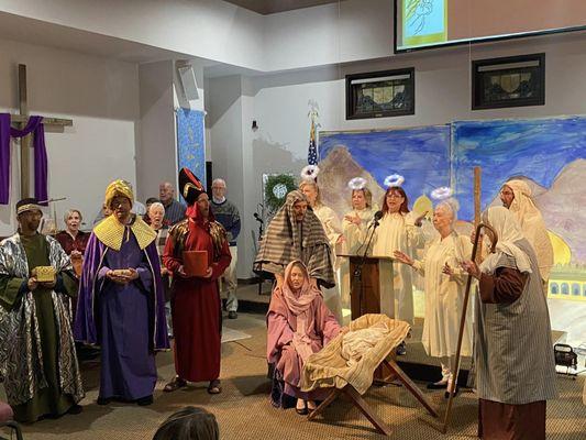 Annual Living Nativity open to public; animals outside to pet