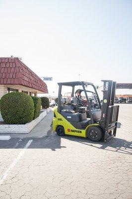 Fresno Parts Shop Outside