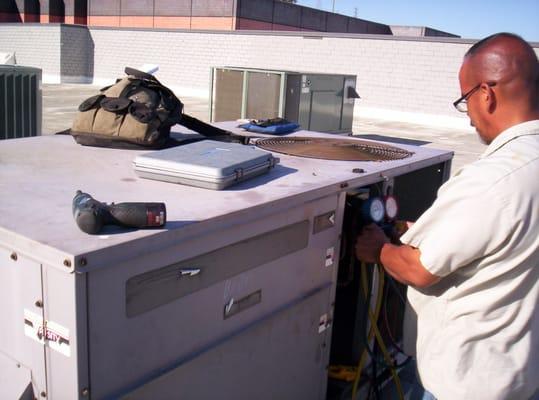 Commercial Air Conditioning & Heating Repairs