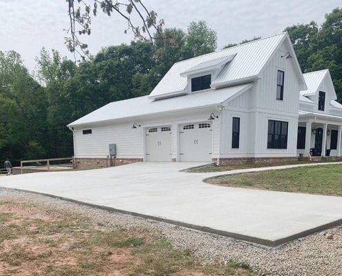 Driveway and Concrete Installation by Green Earth