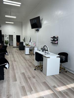 Salon Tour