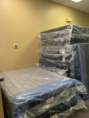 Mattresses 50-80% oFF RETAIL
NoCreditNeeded
$50DownPlan
Queens starting at $150