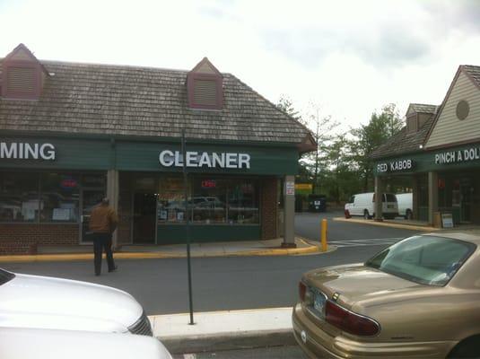 LEESBURG Cleaner