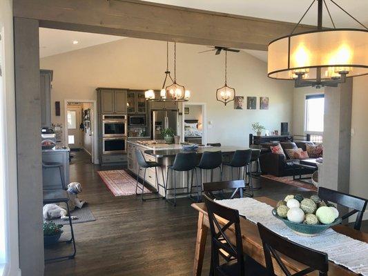 We opened up the area btw the dining rm and great room. After pic looking from dining area towards kitch/great rm.