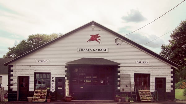 Welcome to Chases Garage! The best studio space & gallery in York Beach, Maine!