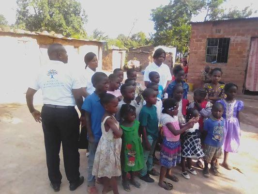 Assist school children with school items during the academic year 3021-2022 in Lubumbashi DRC