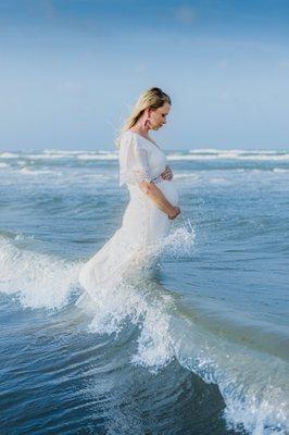 Maternity photoshoot on South Padre Island, TX