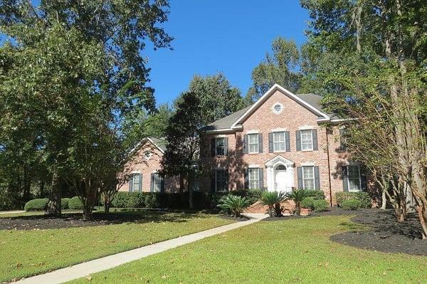 4400 SqFt, 4 BR, 3.5 BA on Hole 18 of the award winning Arthur Hills golf course.