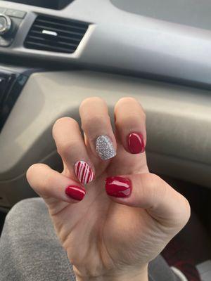 V N Nails