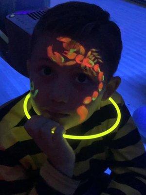 black light face painting