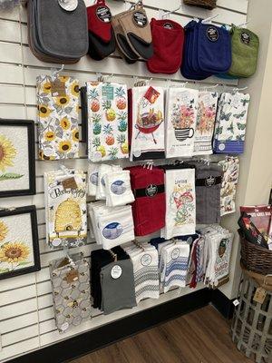 Looking for new kitchen towels? We have them !