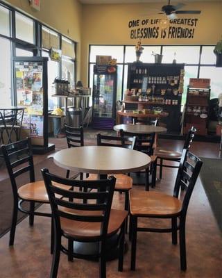 Great Harvest Bread interior seating