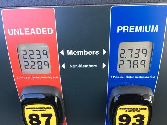 At the gas station, take advantage of member pricing!