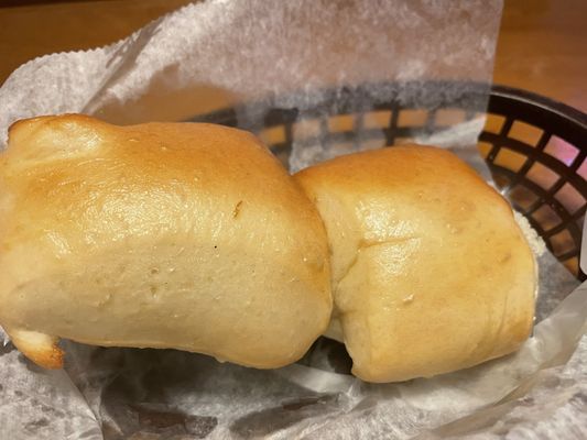 Hot rolls w/cinnamon butter