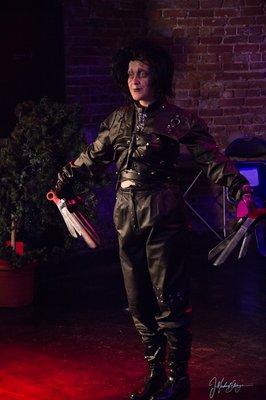 Kater Tot performing "nerd"lesque as Edward Scissorhands. Multi-award winning act!