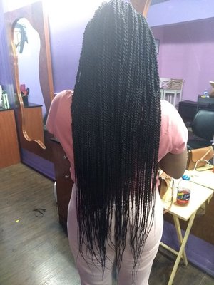 Spécial discount :boody length box braids at 200dollars