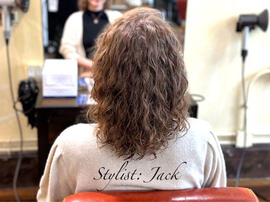 Women's Perm + Cut
Stylist: Jack