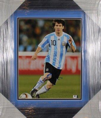 Lionel Messi signed photo custom Frame