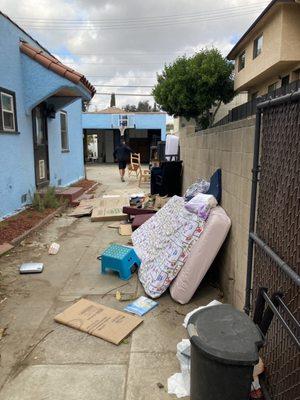 Mattress removal in Tujunga,ca