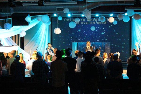 Modern Worship @ 11 in Outreach Center