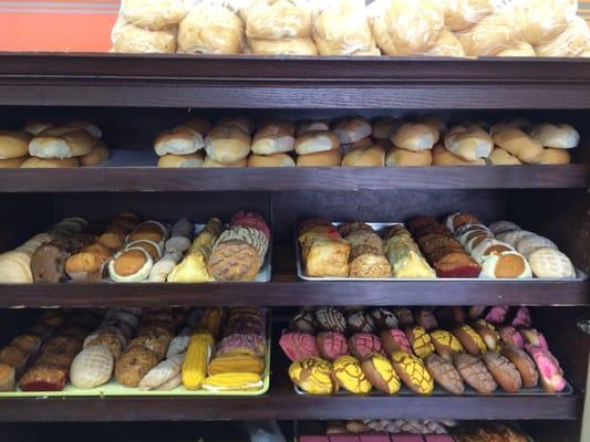 Mexican pastries and breads