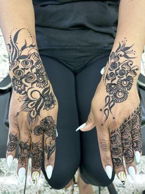 Henna  by sashi